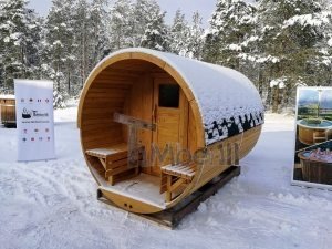 udendørs tønde sauna med terrasse